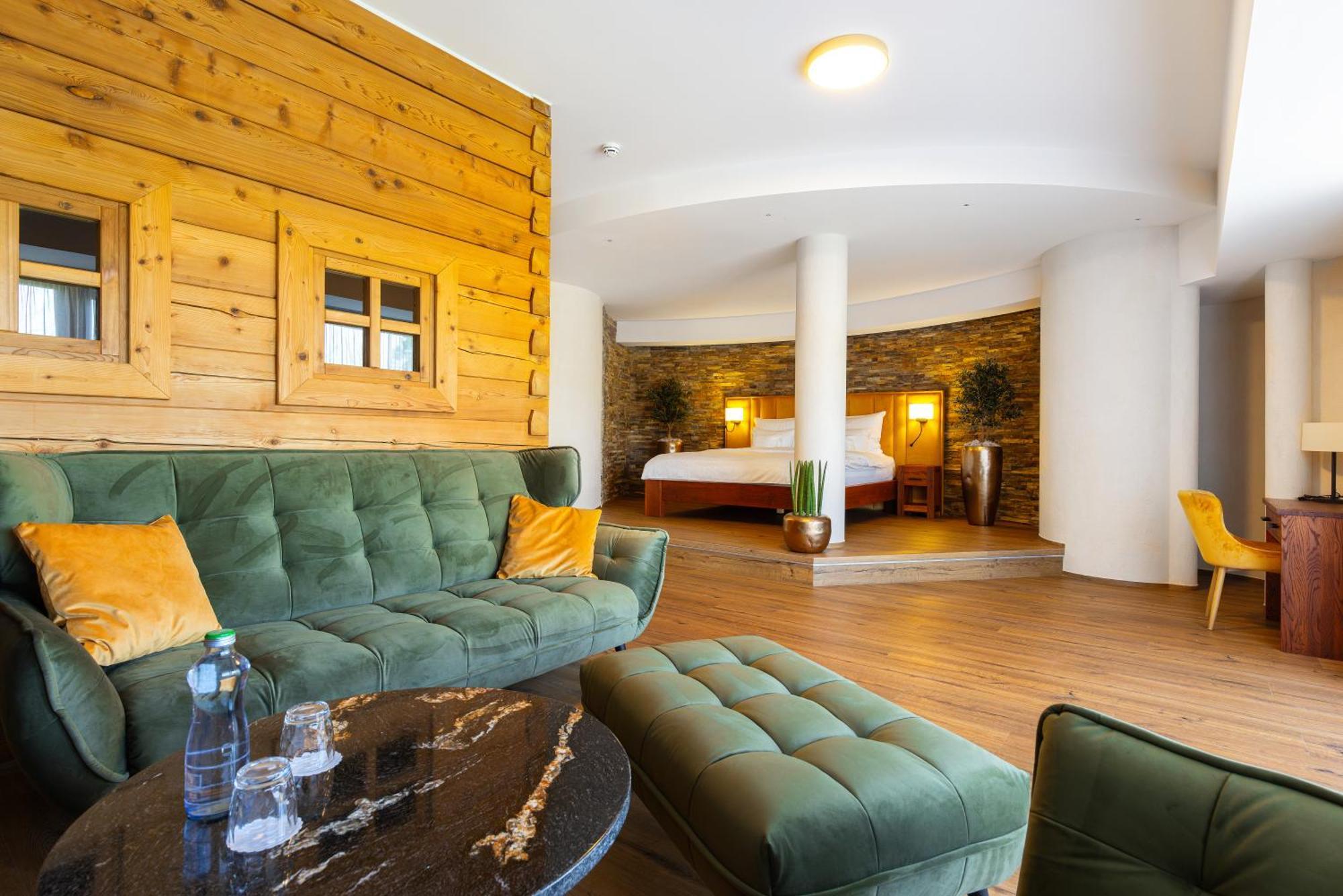 Golf & Spa Kuneticka Hora Dritec Exterior foto